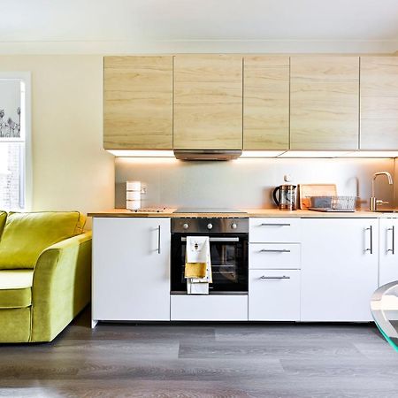 A Two Bedroom A Stride Away From Meridian Greenwich London Exterior photo